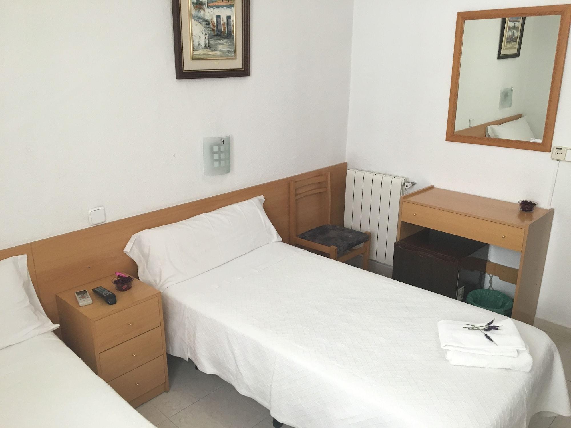 Hostal Lido Madrid Esterno foto