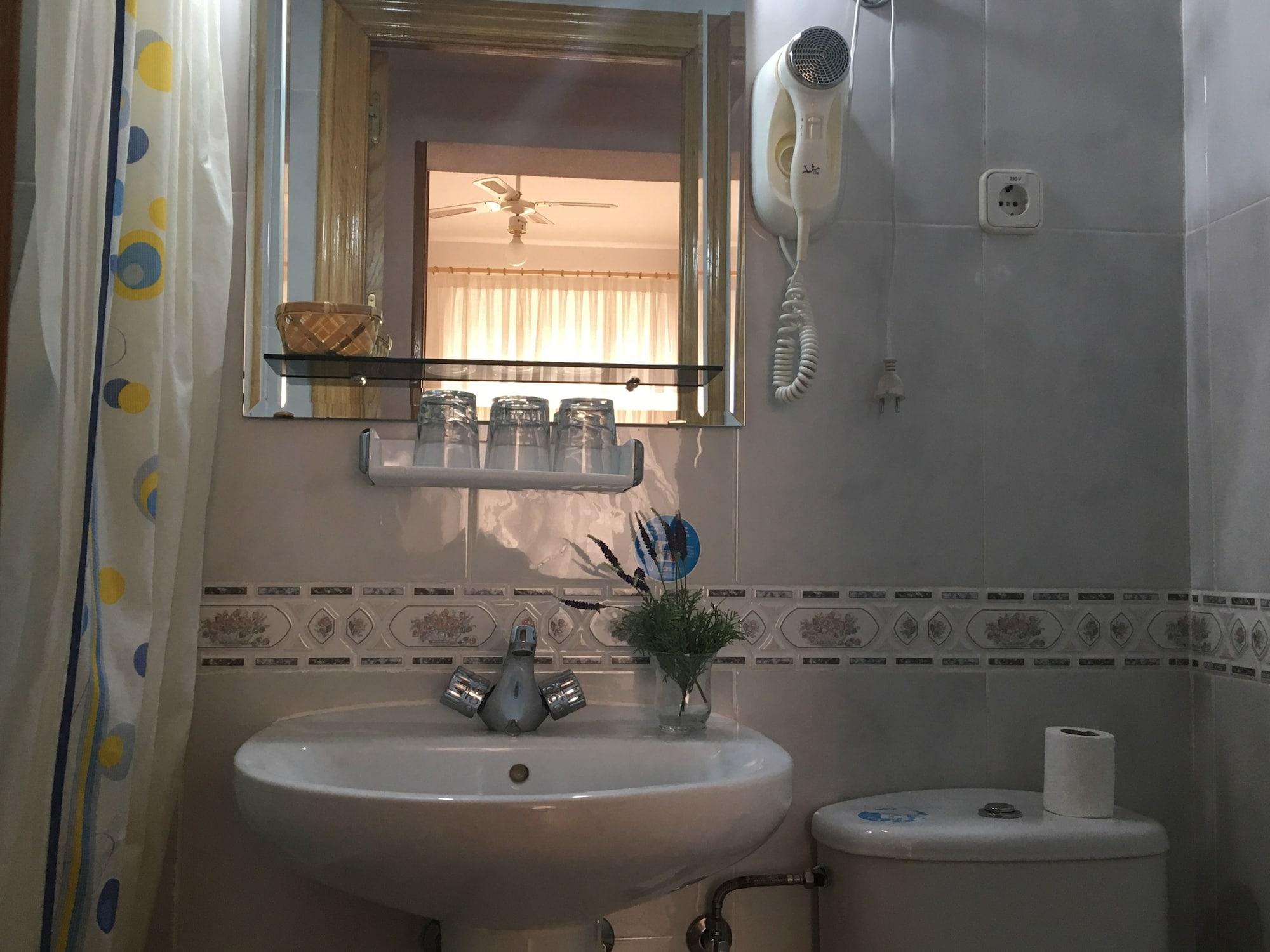 Hostal Lido Madrid Esterno foto