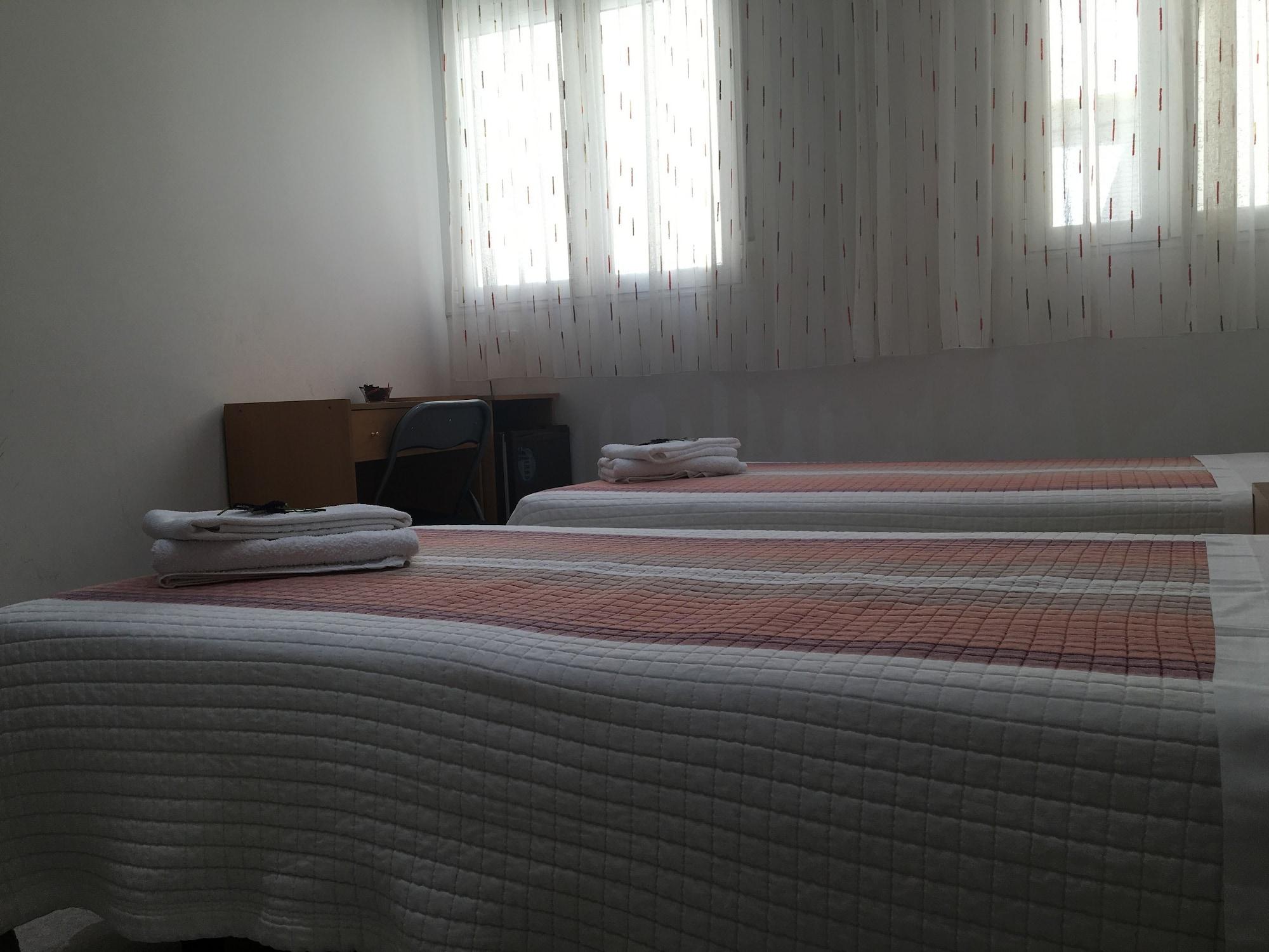 Hostal Lido Madrid Esterno foto