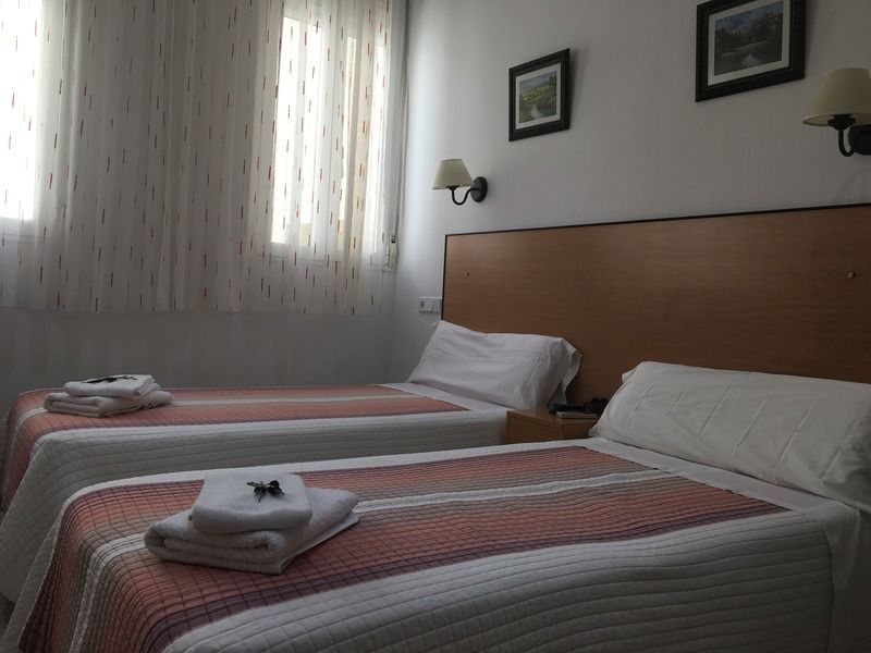Hostal Lido Madrid Esterno foto