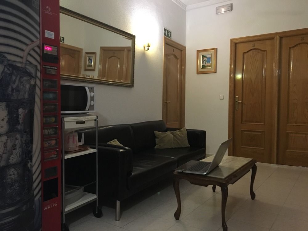 Hostal Lido Madrid Esterno foto